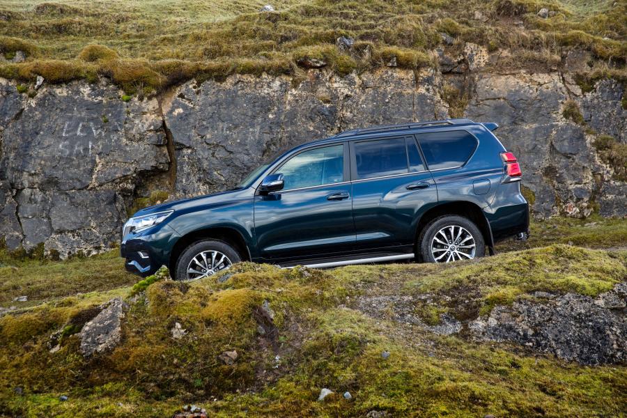  Toyota Land Cruiser Prado (150) 2018 года  (UK) (фото 28 из 40)